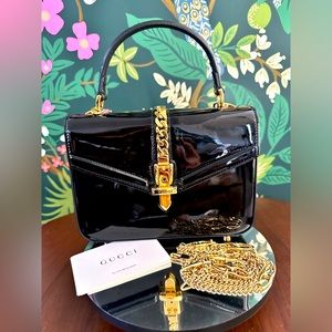 🩷 Gucci UNICORN Temporarily Off Market 🩷Authentic 1969 Sylvie Black Patent💃